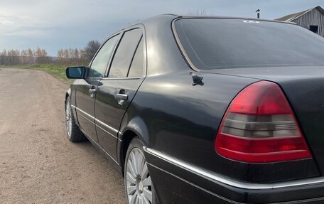 Mercedes-Benz C-Класс, 1994 год, 330 000 рублей, 5 фотография