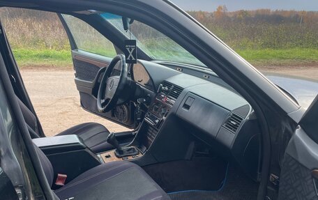 Mercedes-Benz C-Класс, 1994 год, 330 000 рублей, 10 фотография