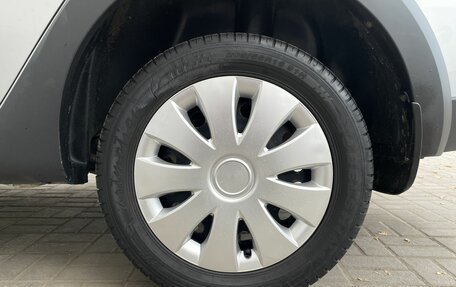 Renault Logan II, 2020 год, 1 090 000 рублей, 19 фотография