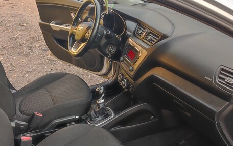 KIA Rio III рестайлинг, 2014 год, 890 000 рублей, 5 фотография