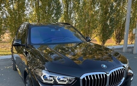 BMW X5, 2021 год, 7 950 000 рублей, 2 фотография