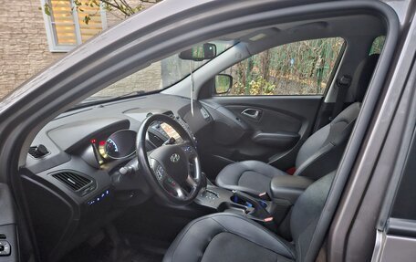 Hyundai ix35 I рестайлинг, 2015 год, 1 150 000 рублей, 11 фотография