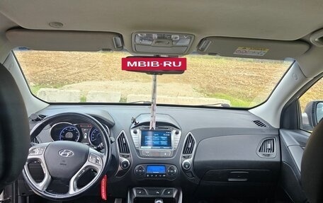 Hyundai ix35 I рестайлинг, 2015 год, 1 150 000 рублей, 10 фотография