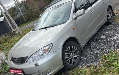 Toyota Camry V40, 2004 год, 750 000 рублей, 1 фотография