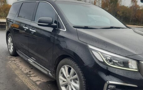 KIA Carnival III, 2019 год, 3 000 000 рублей, 8 фотография