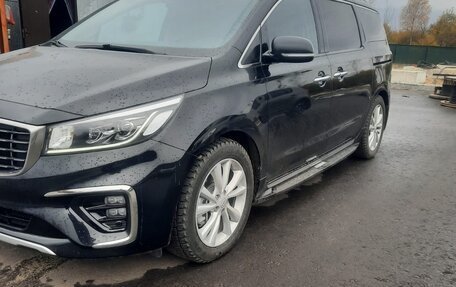 KIA Carnival III, 2019 год, 3 000 000 рублей, 4 фотография