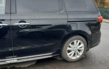 KIA Carnival III, 2019 год, 3 000 000 рублей, 3 фотография