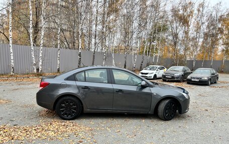 Chevrolet Cruze II, 2011 год, 435 000 рублей, 3 фотография
