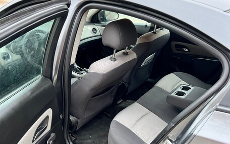 Chevrolet Cruze II, 2011 год, 435 000 рублей, 8 фотография