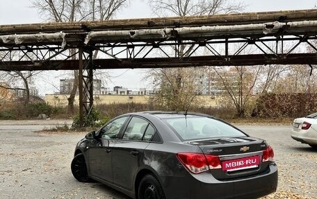 Chevrolet Cruze II, 2011 год, 435 000 рублей, 5 фотография