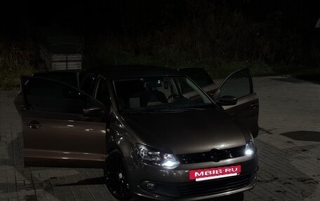 Volkswagen Polo VI (EU Market), 2014 год, 799 000 рублей, 3 фотография