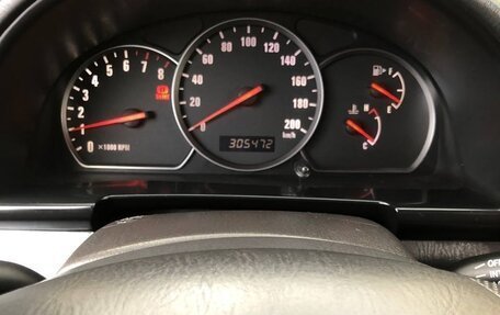 Suzuki Grand Vitara, 2004 год, 560 000 рублей, 9 фотография
