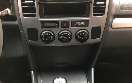Suzuki Grand Vitara, 2004 год, 560 000 рублей, 8 фотография