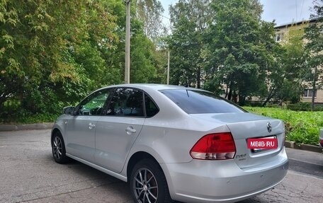 Volkswagen Polo VI (EU Market), 2013 год, 750 000 рублей, 2 фотография