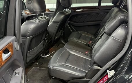 Mercedes-Benz GL-Класс, 2015 год, 3 100 000 рублей, 3 фотография
