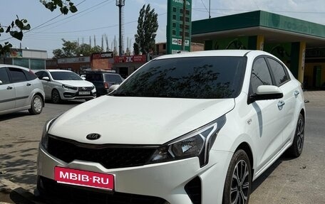 KIA Rio IV, 2020 год, 1 580 000 рублей, 1 фотография