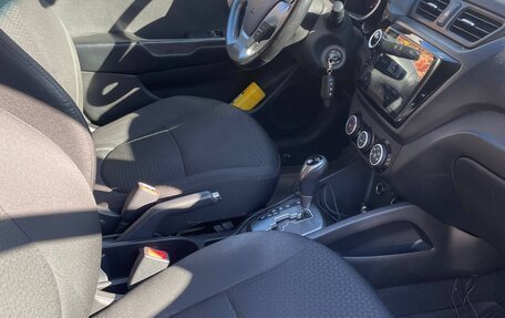 KIA Rio III рестайлинг, 2015 год, 865 000 рублей, 7 фотография