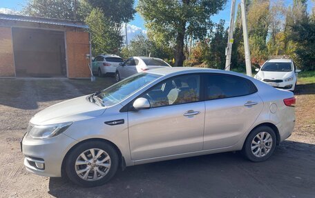 KIA Rio III рестайлинг, 2015 год, 865 000 рублей, 4 фотография