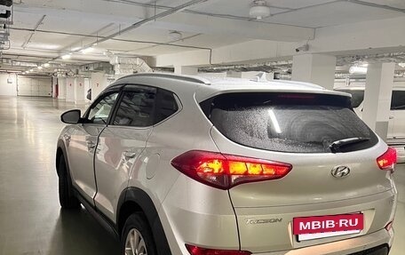 Hyundai Tucson III, 2018 год, 2 100 000 рублей, 3 фотография