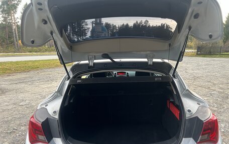 Opel Astra J, 2011 год, 615 000 рублей, 16 фотография