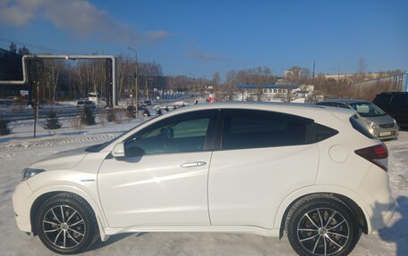Honda Vezel, 2015 год, 1 350 000 рублей, 2 фотография