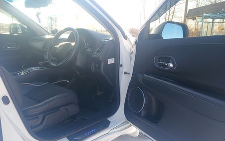 Honda Vezel, 2015 год, 1 350 000 рублей, 11 фотография