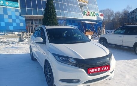 Honda Vezel, 2015 год, 1 350 000 рублей, 5 фотография