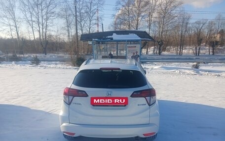 Honda Vezel, 2015 год, 1 350 000 рублей, 3 фотография