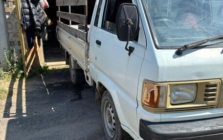 Toyota Town Ace III, 1992 год, 307 000 рублей, 3 фотография