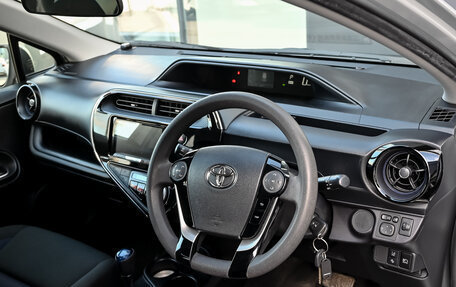 Toyota Aqua I, 2019 год, 1 490 000 рублей, 12 фотография