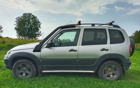 Chevrolet Niva I рестайлинг, 2019 год, 680 000 рублей, 6 фотография
