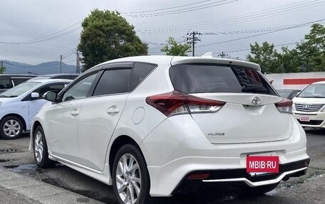 Toyota Auris II, 2016 год, 990 000 рублей, 7 фотография