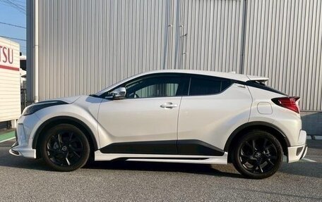 Toyota C-HR I рестайлинг, 2021 год, 1 850 000 рублей, 2 фотография