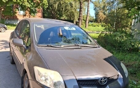 Toyota Auris II, 2009 год, 600 000 рублей, 2 фотография
