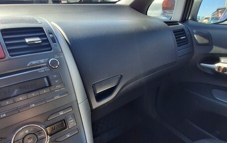 Toyota Auris II, 2009 год, 600 000 рублей, 15 фотография