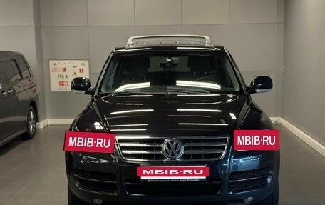 Volkswagen Touareg III, 2004 год, 947 000 рублей, 2 фотография