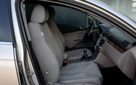 Volkswagen Passat B6, 2006 год, 570 000 рублей, 11 фотография