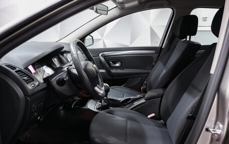 Renault Laguna III рестайлинг, 2009 год, 750 000 рублей, 9 фотография