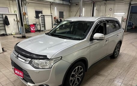 Mitsubishi Outlander III рестайлинг 3, 2014 год, 1 180 000 рублей, 1 фотография