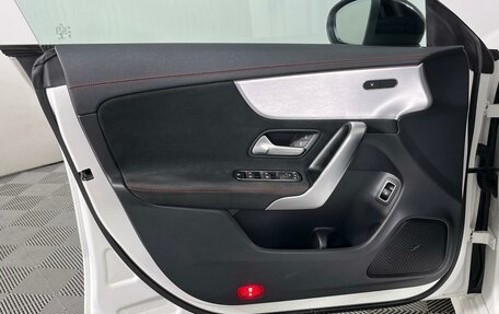 Mercedes-Benz CLA, 2019 год, 2 479 000 рублей, 9 фотография