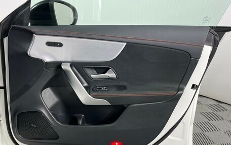 Mercedes-Benz CLA, 2019 год, 2 479 000 рублей, 22 фотография