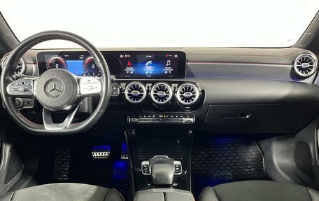 Mercedes-Benz CLA, 2019 год, 2 479 000 рублей, 15 фотография