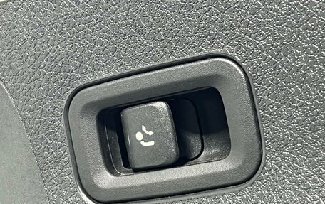 Mercedes-Benz CLA, 2019 год, 2 479 000 рублей, 28 фотография