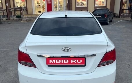 Hyundai Solaris II рестайлинг, 2016 год, 750 000 рублей, 4 фотография