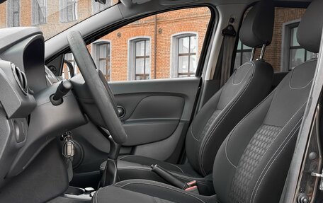 Renault Logan II, 2016 год, 695 000 рублей, 11 фотография