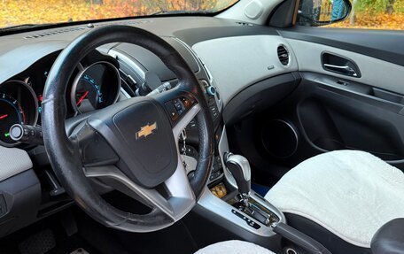 Chevrolet Cruze II, 2012 год, 800 000 рублей, 6 фотография