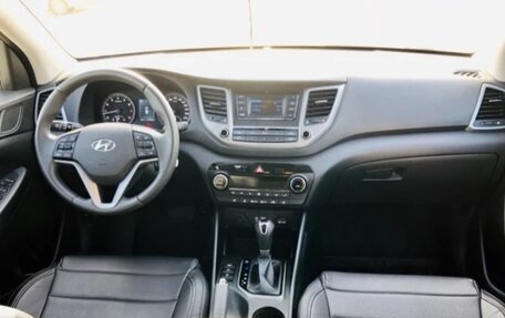 Hyundai Tucson III, 2017 год, 2 400 000 рублей, 9 фотография