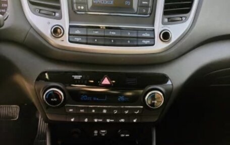 Hyundai Tucson III, 2017 год, 2 400 000 рублей, 11 фотография
