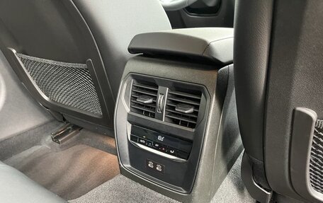 BMW 3 серия, 2021 год, 3 880 000 рублей, 10 фотография