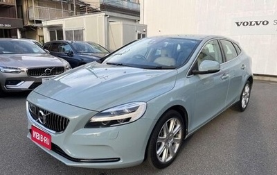 Volvo V40 II рестайлинг, 2018 год, 1 070 000 рублей, 1 фотография